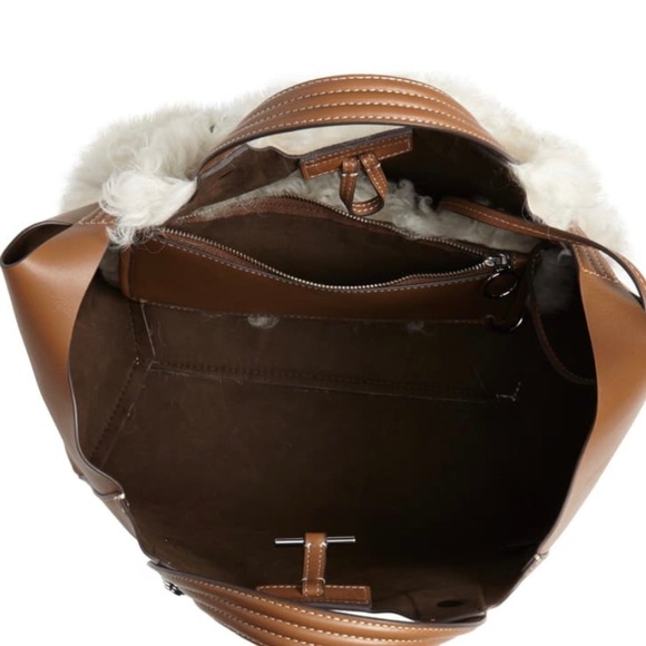 ⛔️SOLD/Authentic Tory Burch leather/Shearling tote - Picture 6 of 9